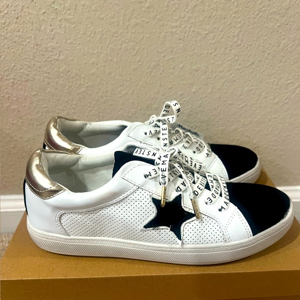 NWT Steve Madden White and Black Sneakers with Gold Accents